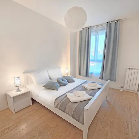 Apartament Waterfront Promo Price *